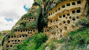 Portada de "Descubre la Majestuosidad Oculta: Tour a las Ventanillas de Otuzco"